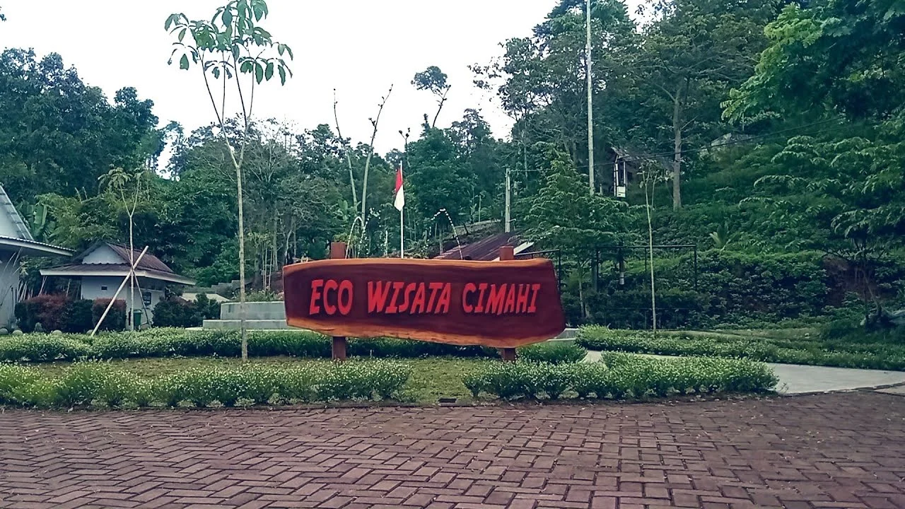 Pujasera (Food Court) & Toko Suvenir Eco Wisata